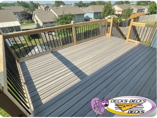 Azek-Decking-La-Vista-Nebraska