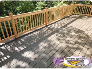Cedar-wood-railing-composite-decking